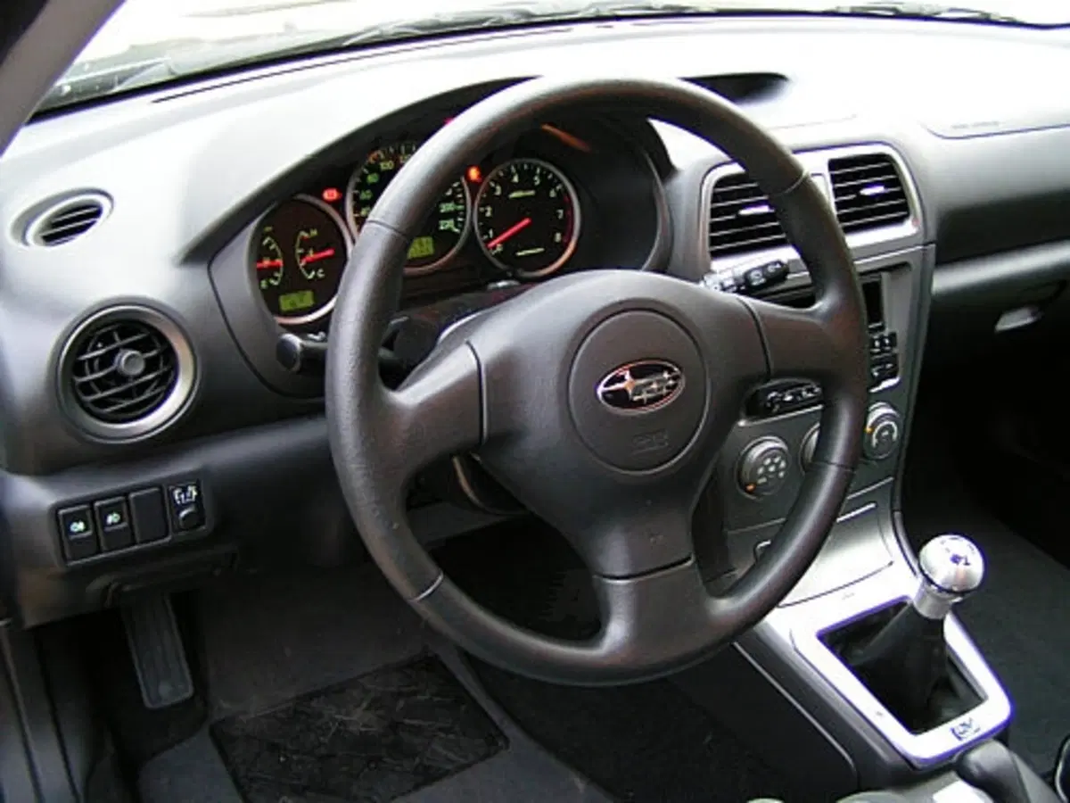 Subaru Impreza (12)