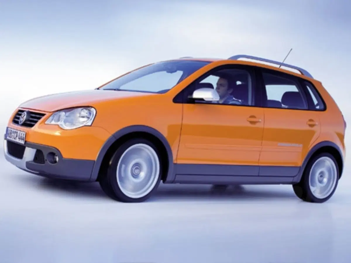 Volkswagen Crosspolo (3)