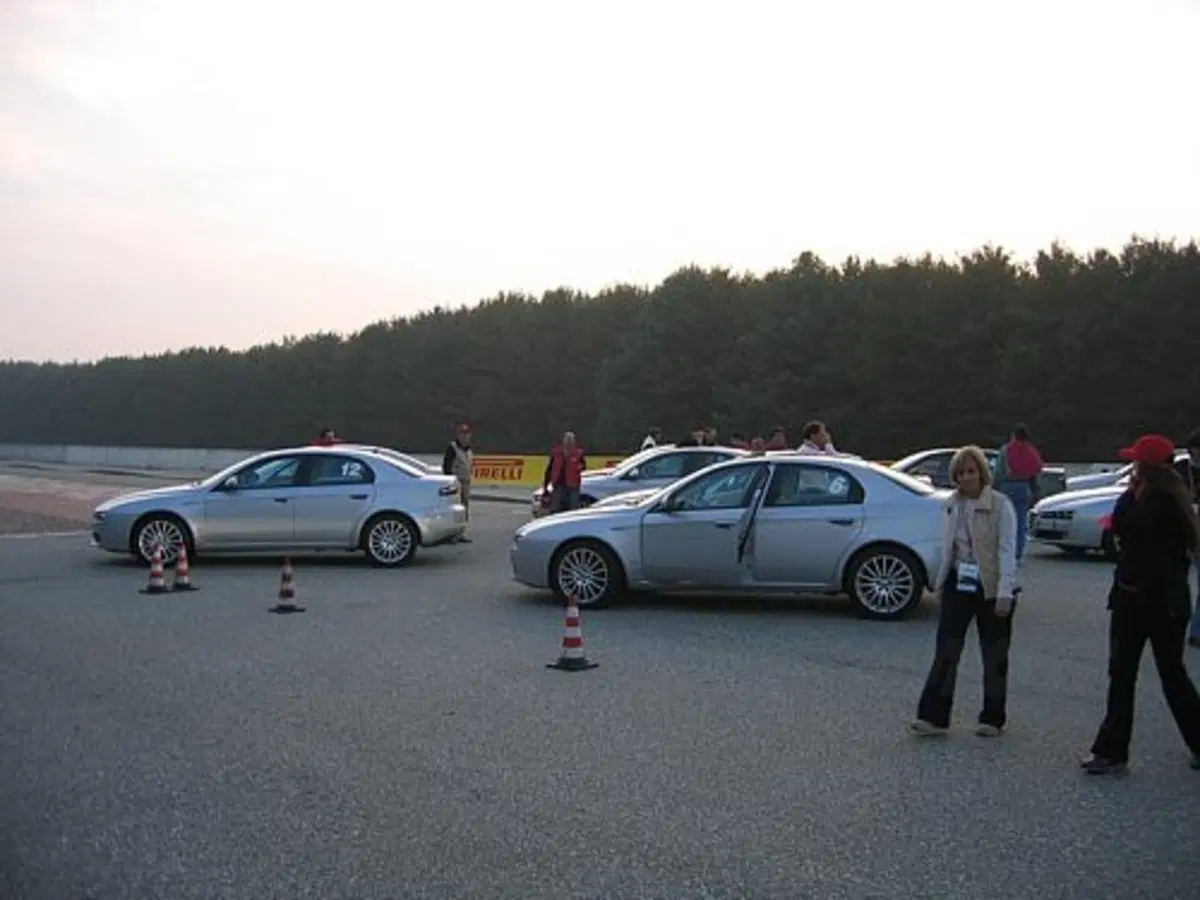 Alfa Romeo 159 (3)