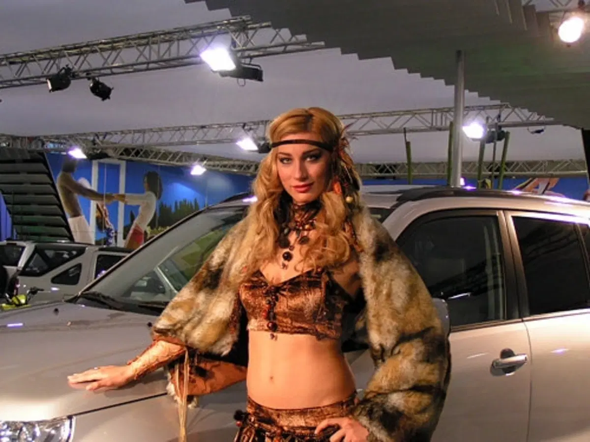 Non solo motori: le Girls del Motor Show 2005 (23)