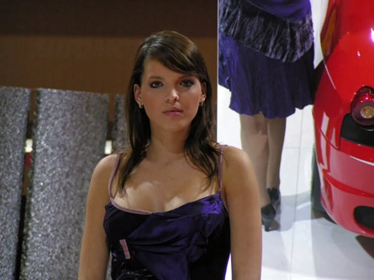 Non solo motori: le Girls del Motor Show 2005 (27)
