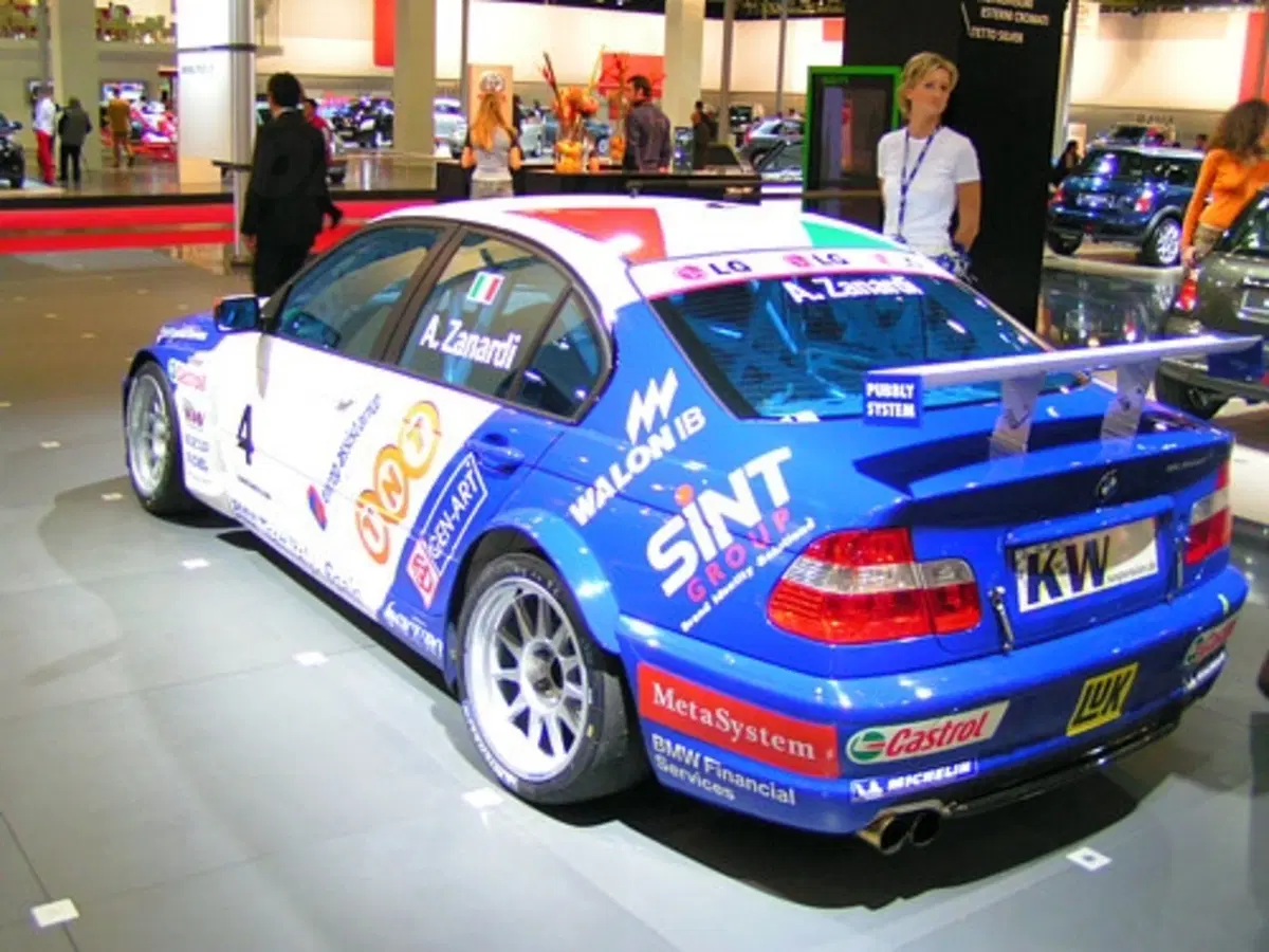 Motor Show 2005 Day2 (3)