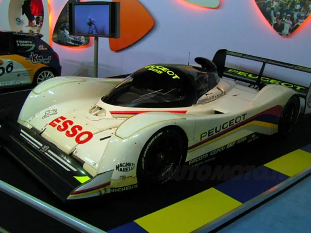 Motor Show 2005 Day3 (3)