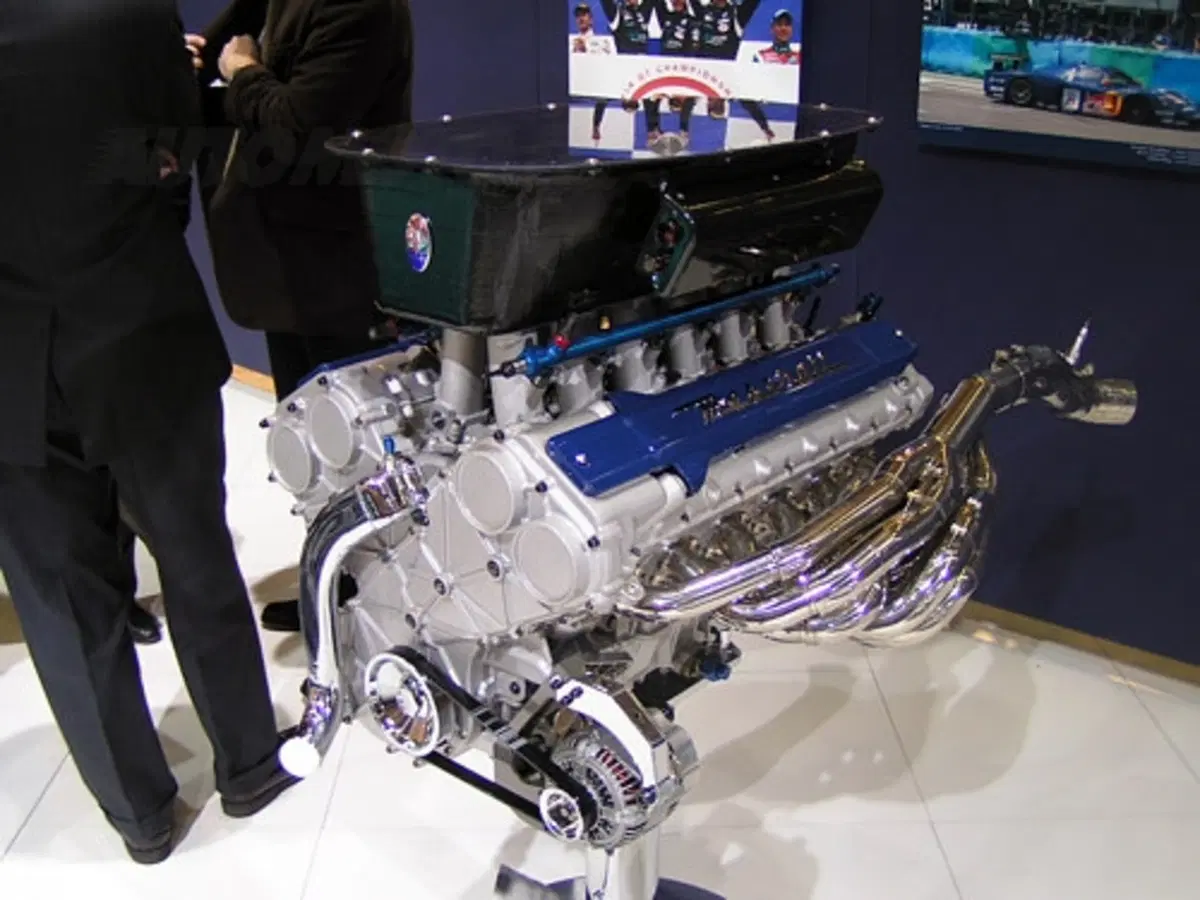 Motor Show 2005 Day3 (11)