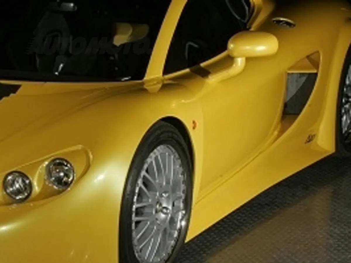 Ascari A10 (2)