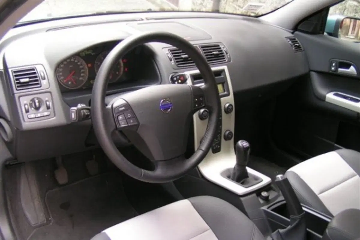 Volvo C30 (12)