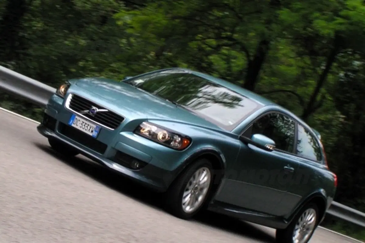 Volvo C30 (30)