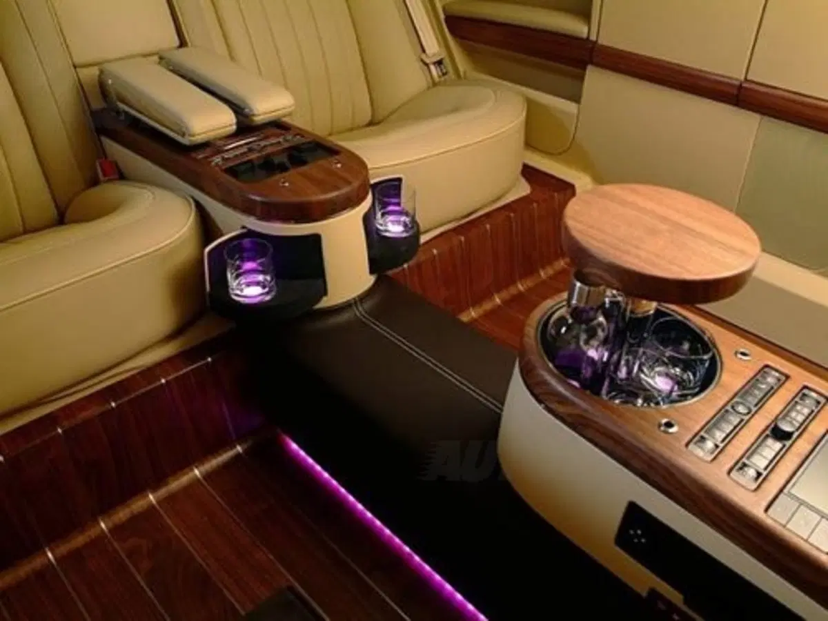 Volkswagen Phaeton Lounge (2)