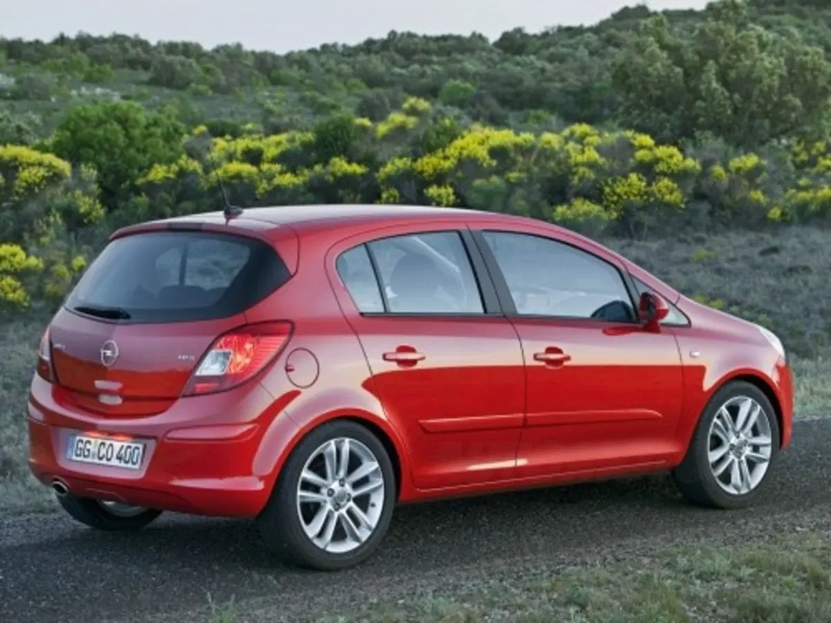 Opel nuova Corsa (13)