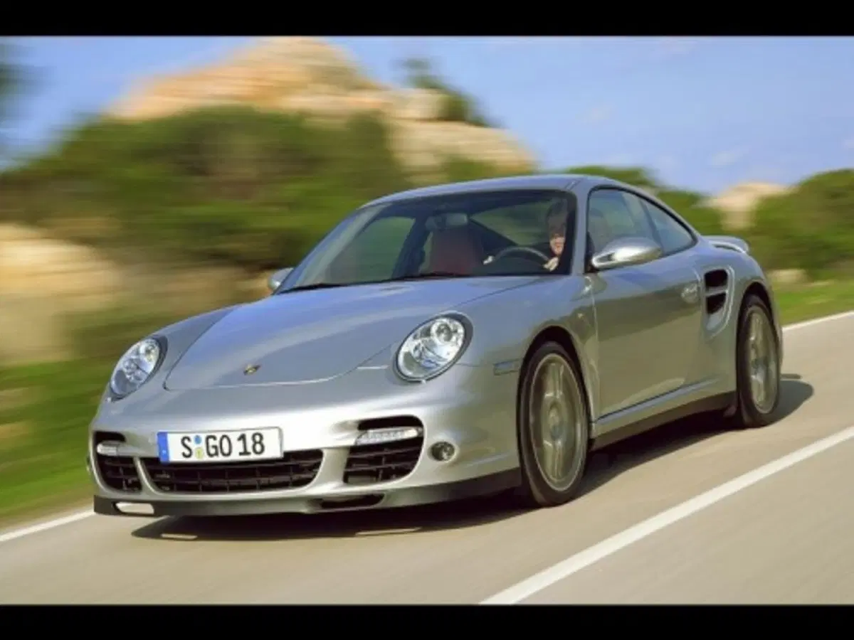 Porsche nuova 911 Turbo (8)
