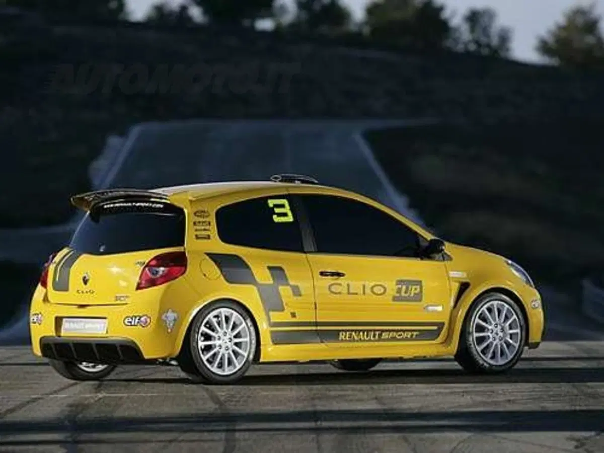 Renault nuova Clio Cup (7)