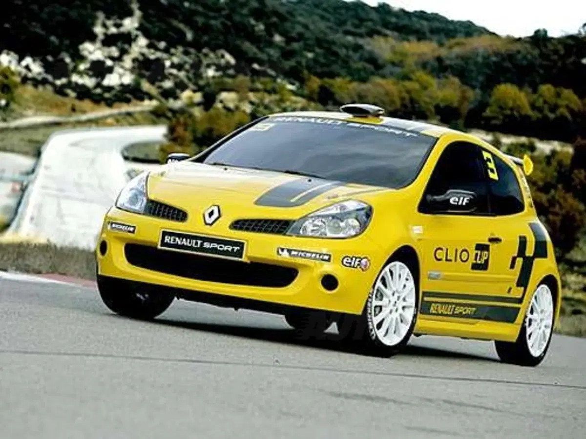 Renault nuova Clio Cup (8)