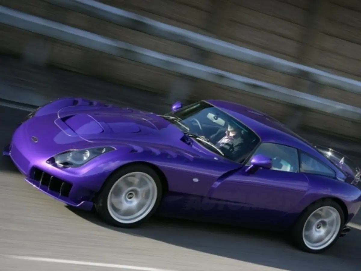 TVR Sagaris (2)