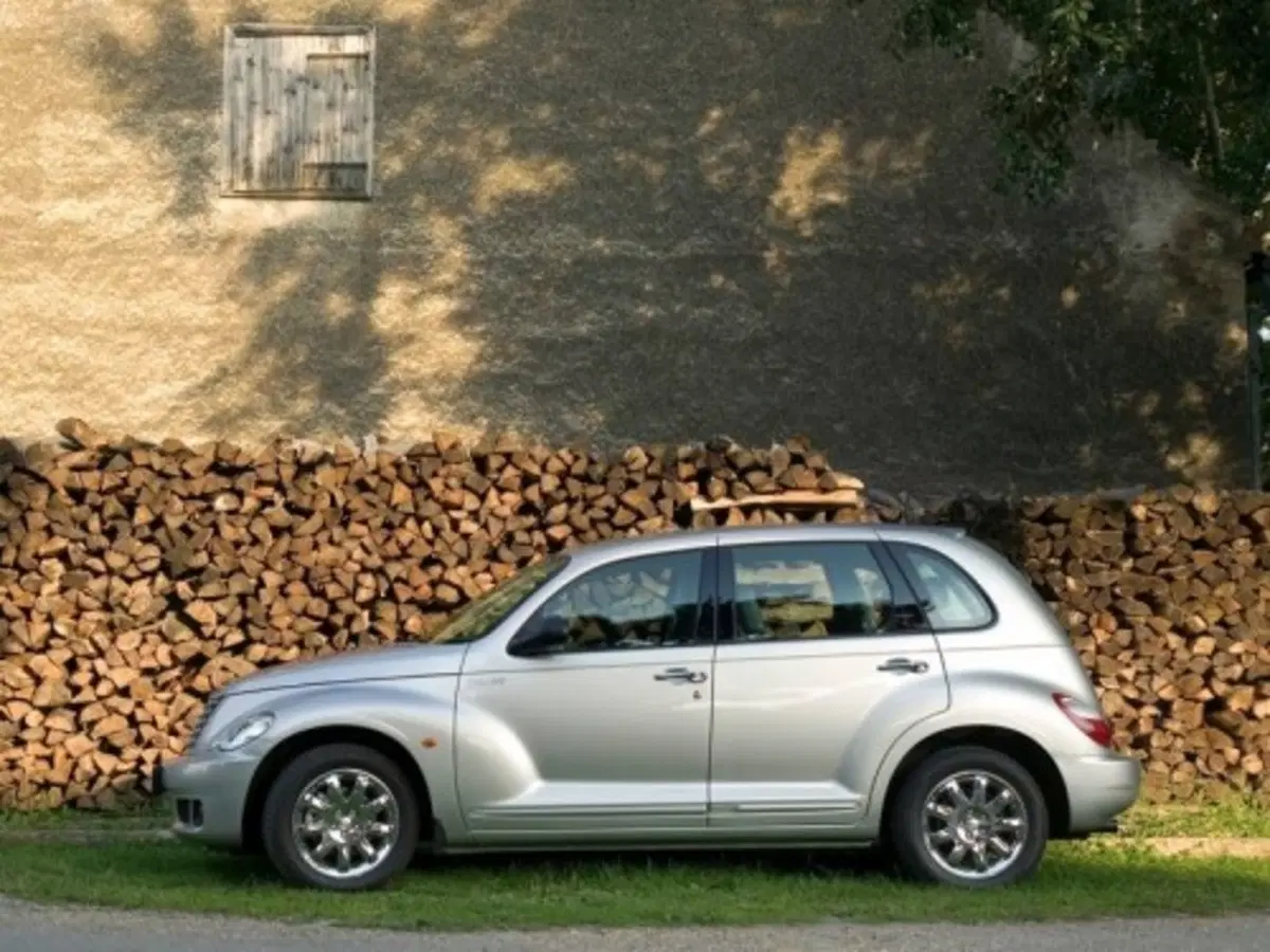 Chrysler PT Cruiser (7)