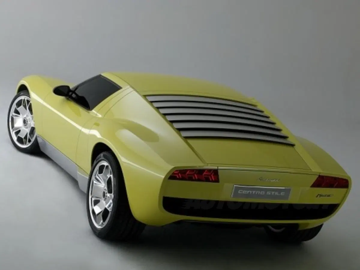 Lamborghini Miura Concept (3)