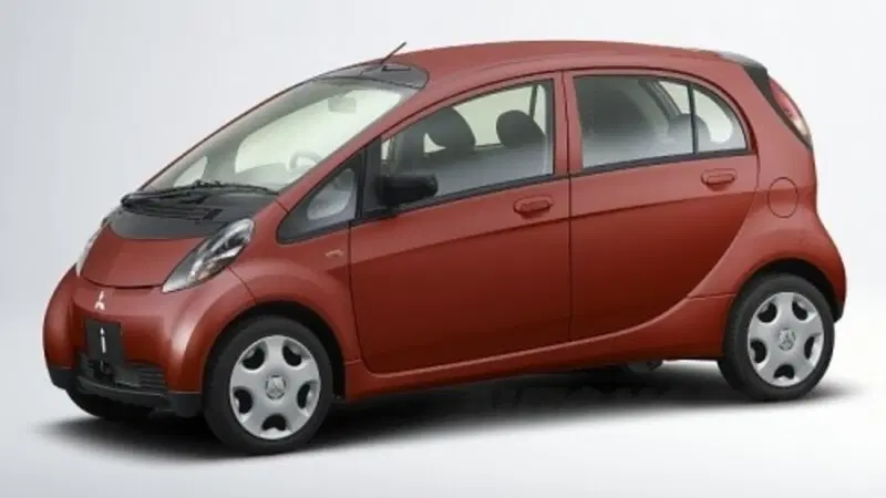 Mitsubishi i