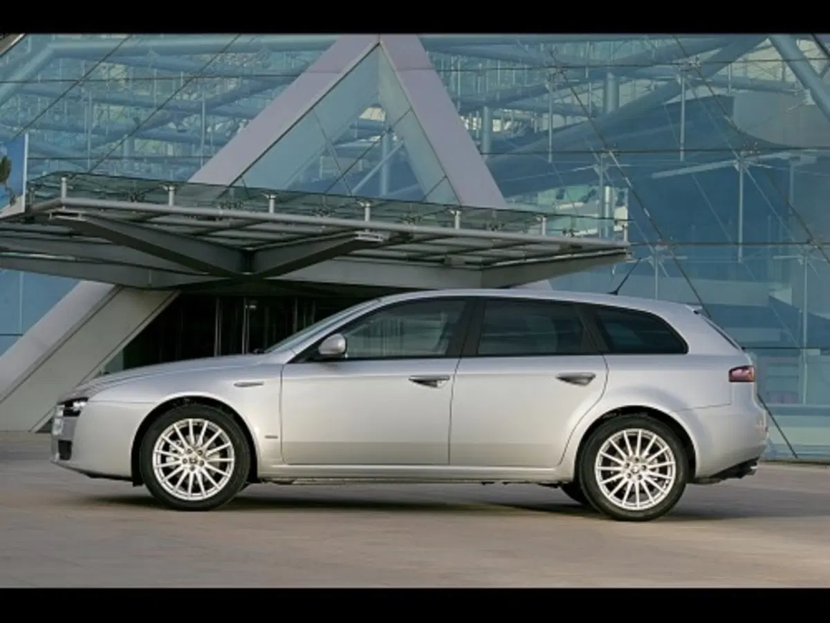 Alfa Romeo 159 Sportwagon (10)