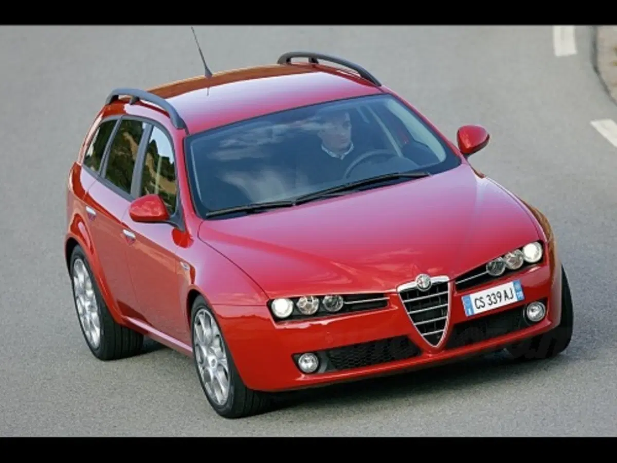 Alfa Romeo 159 Sportwagon (11)