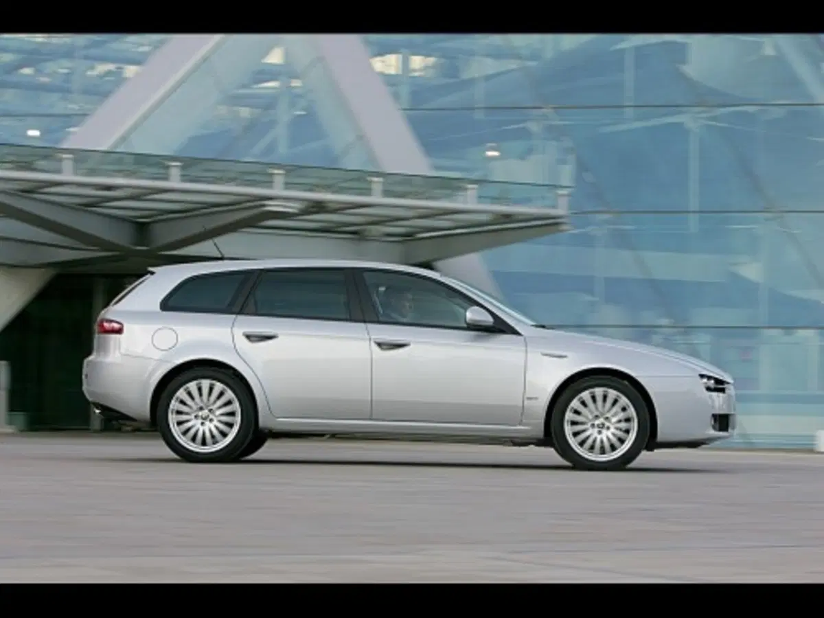 Alfa Romeo 159 Sportwagon (18)