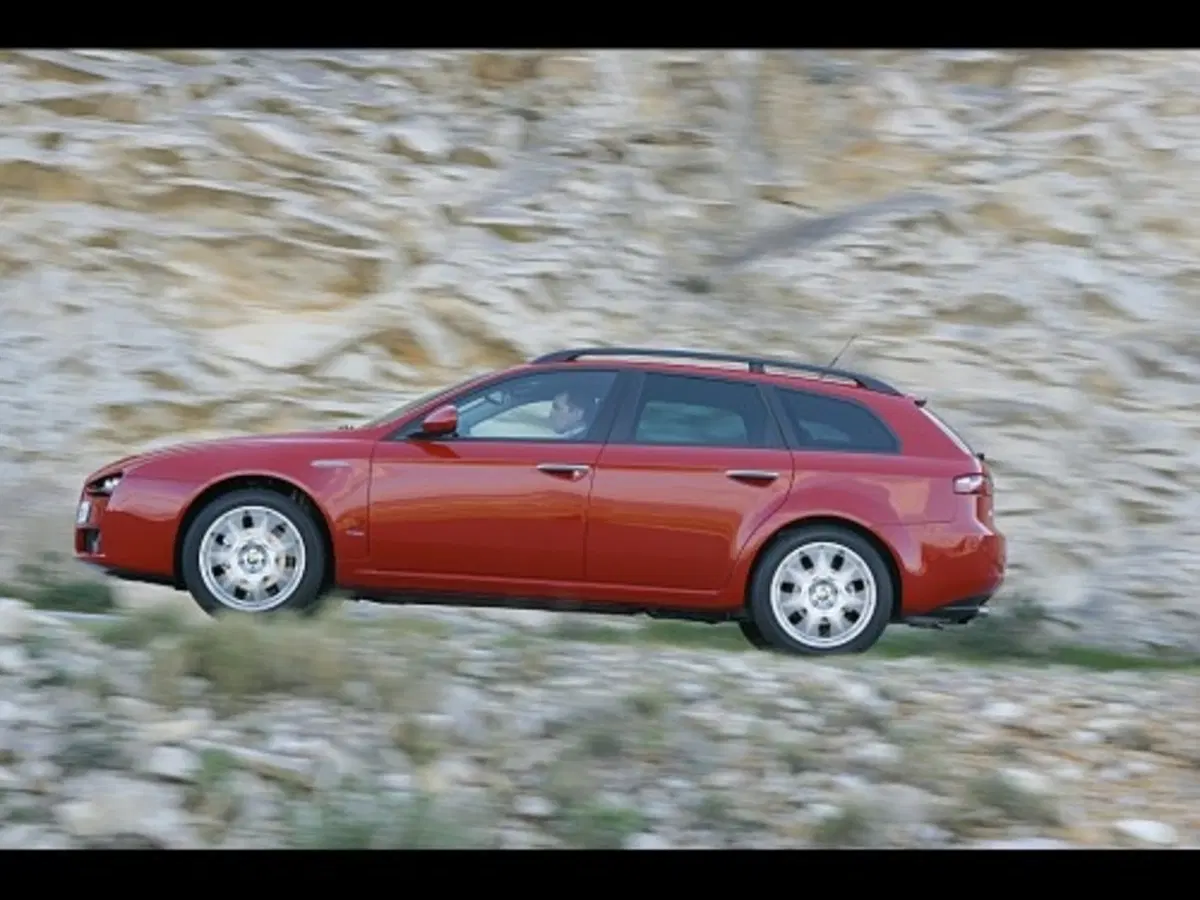 Alfa Romeo 159 Sportwagon (31)