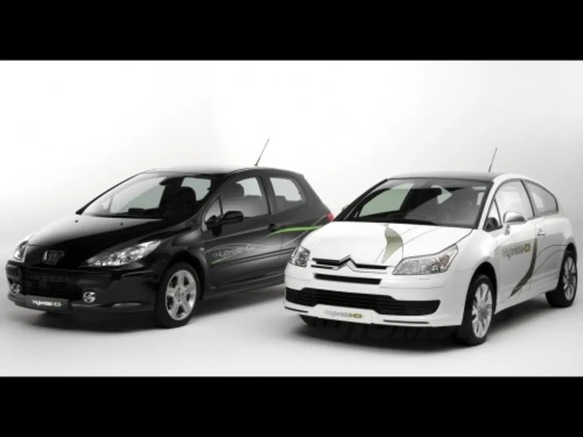 PSA: Diesel Hybrid (4)