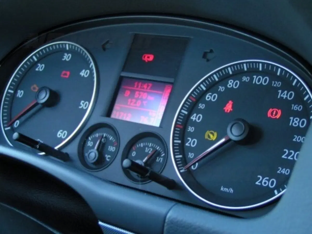 Volkswagen Touran (21)