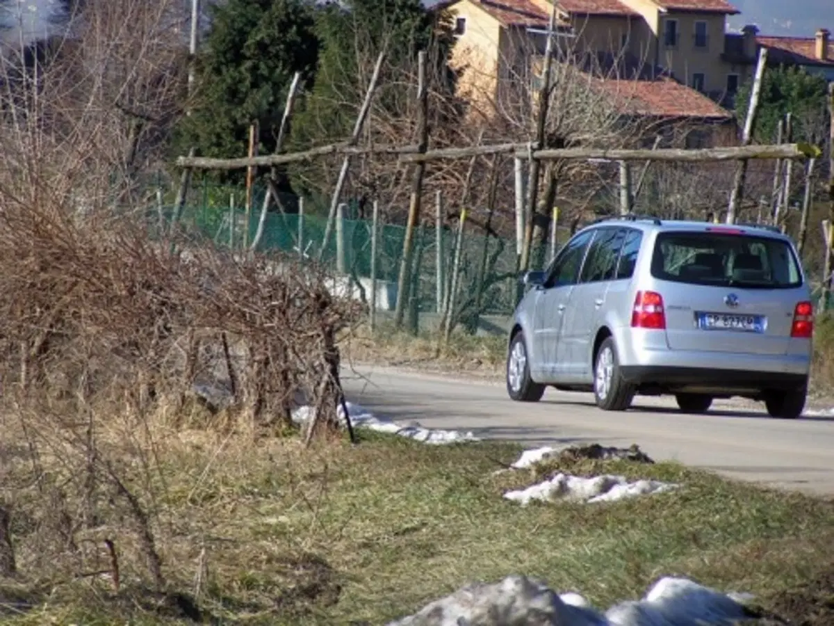 Volkswagen Touran (37)