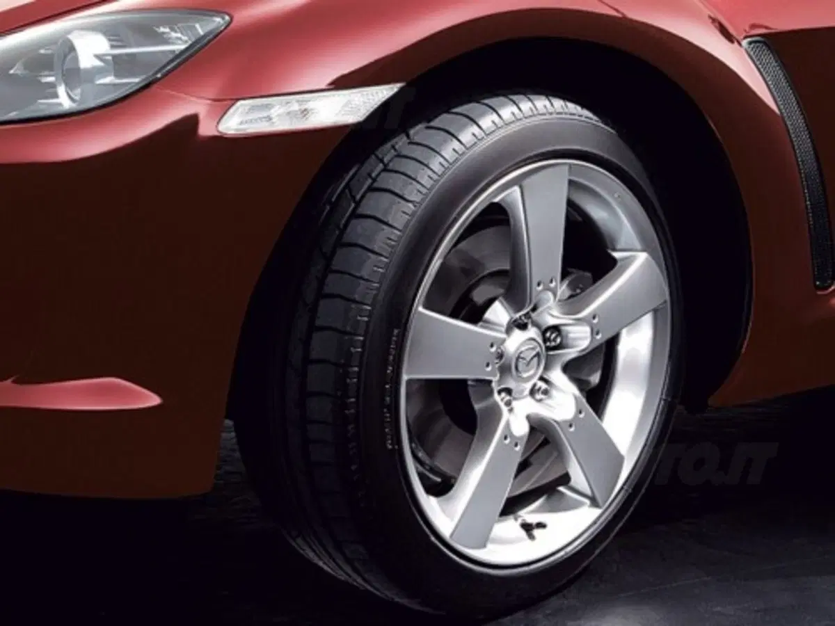 Mazda RX-8 Evolve (2)