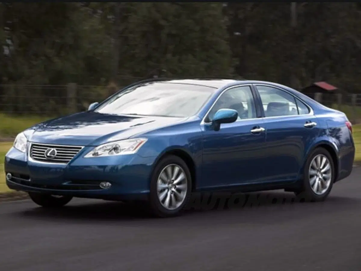 Lexus nuova ES (2)