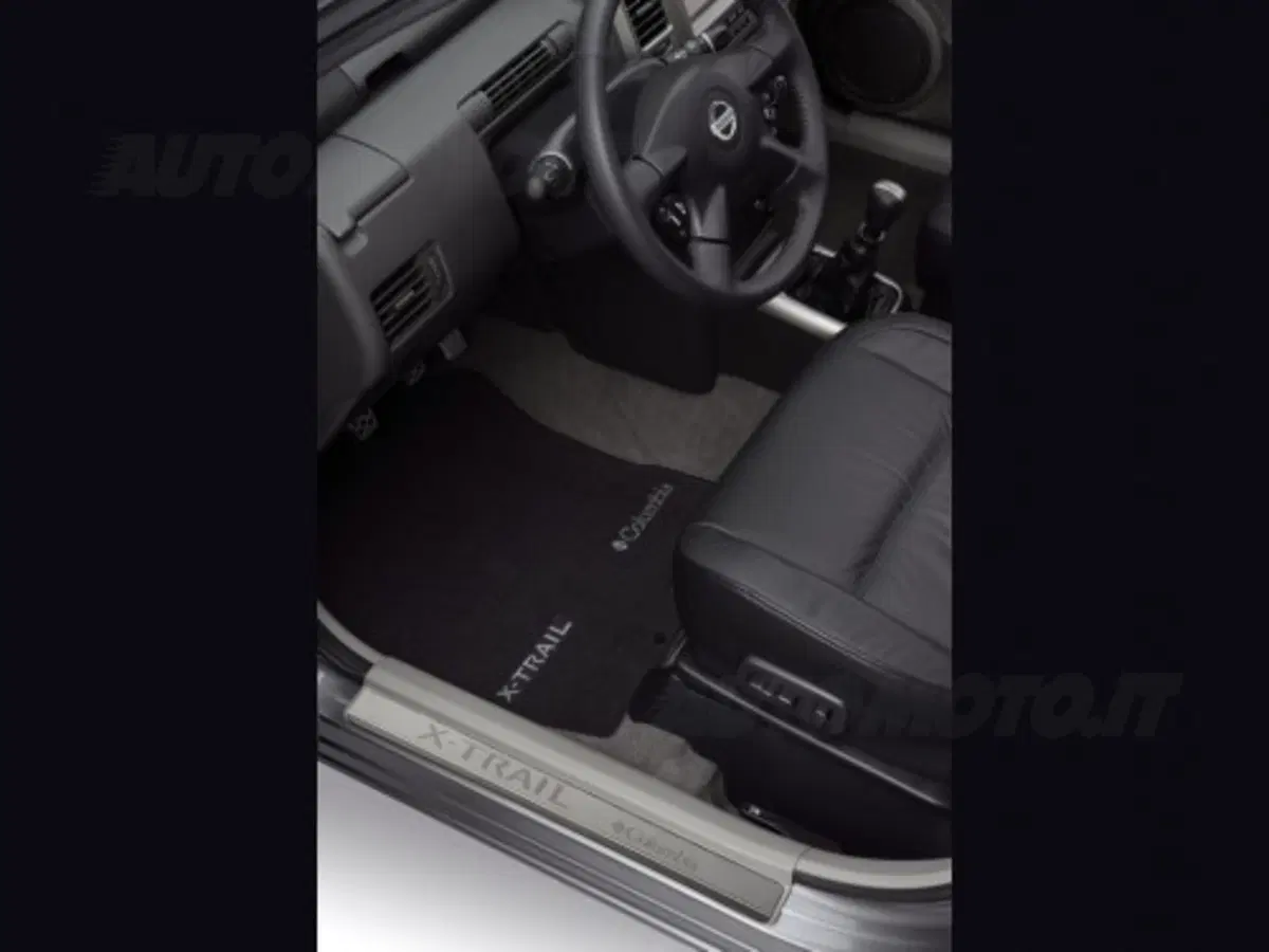 Nissan X-Trail Columbia (4)