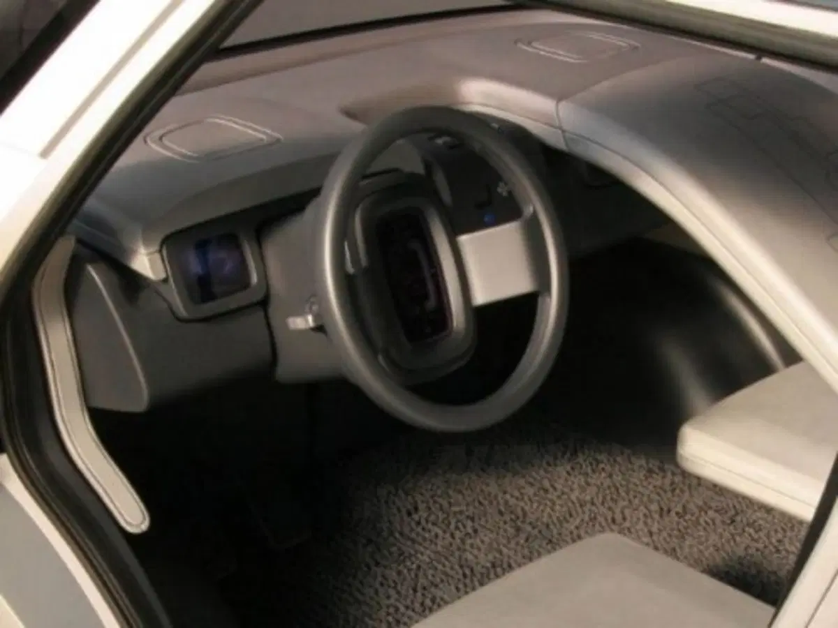Mitsubishi EZ MIEV (6)