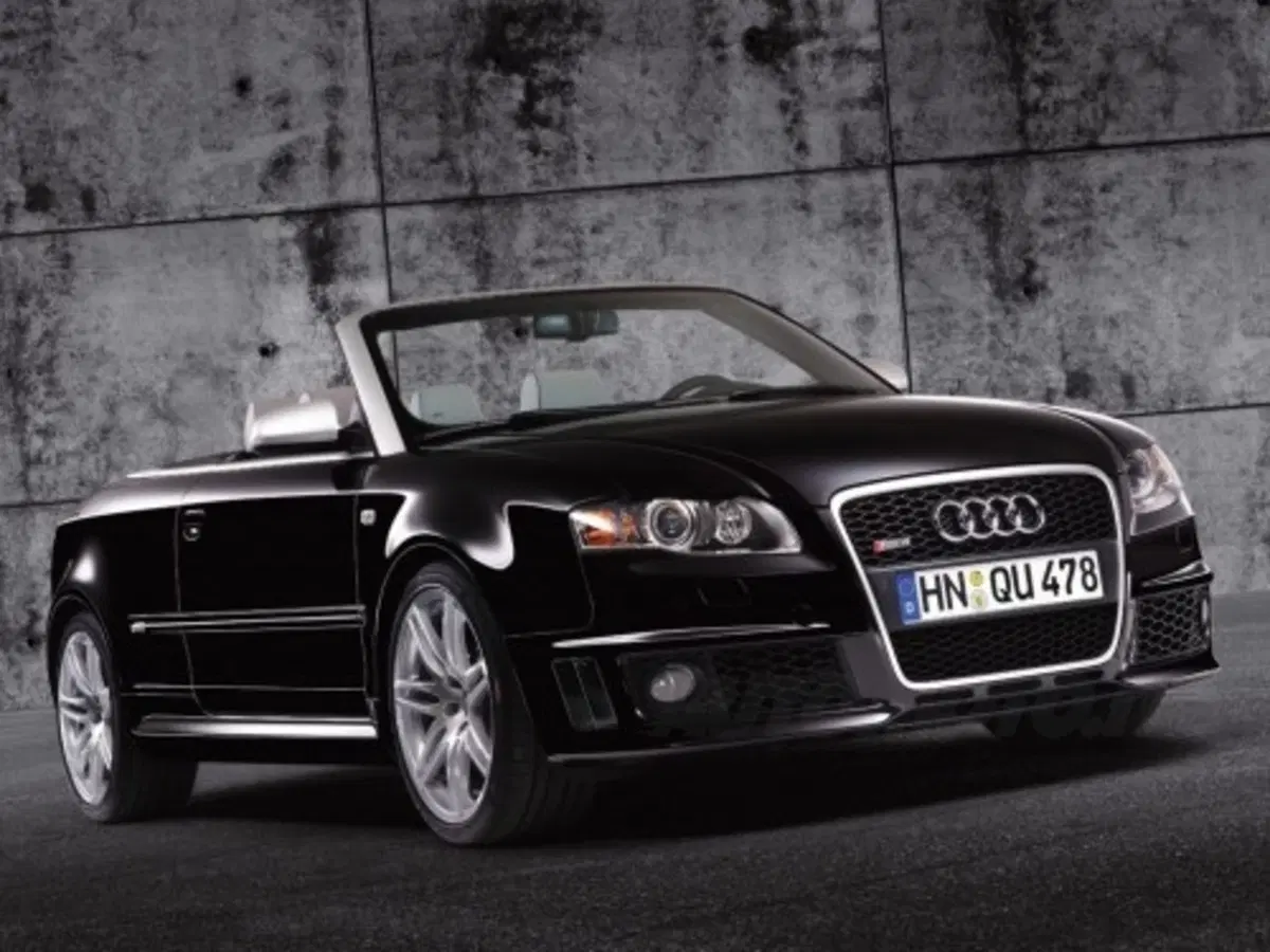 Audi RS 4 Cabriolet (4)