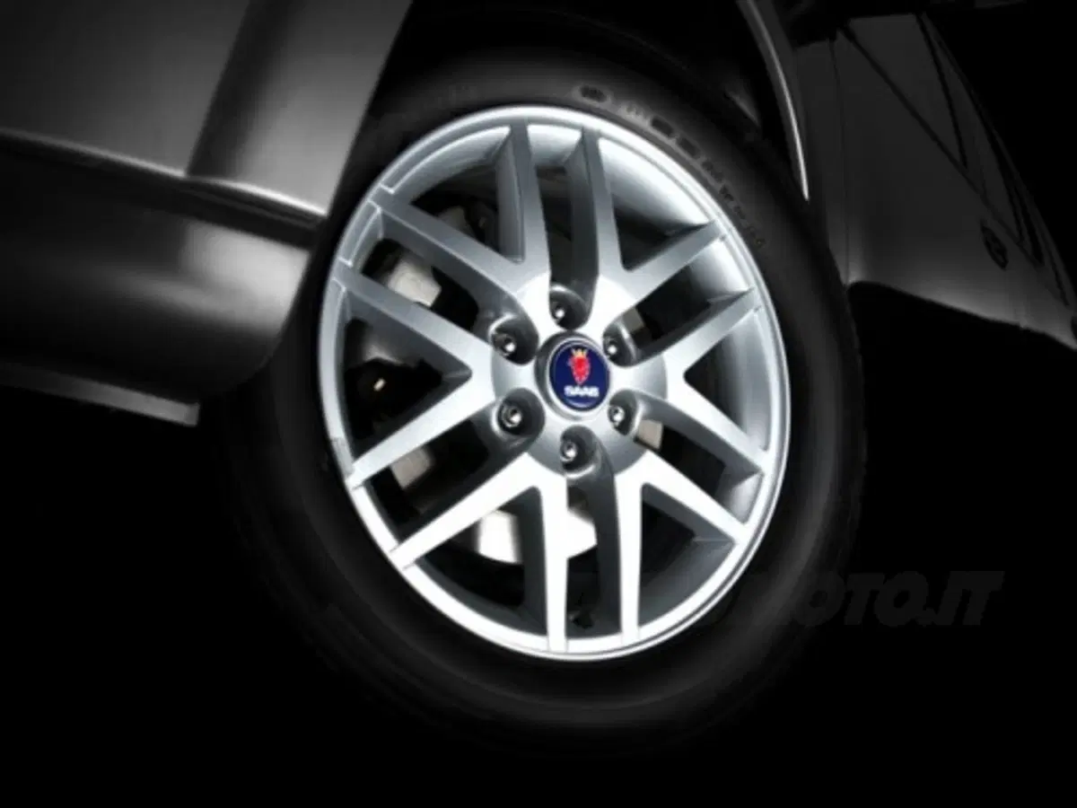 Saab 9-7x (8)