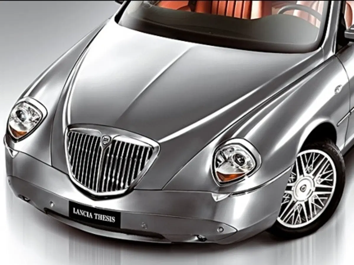Lancia Thesis 2006 (2)