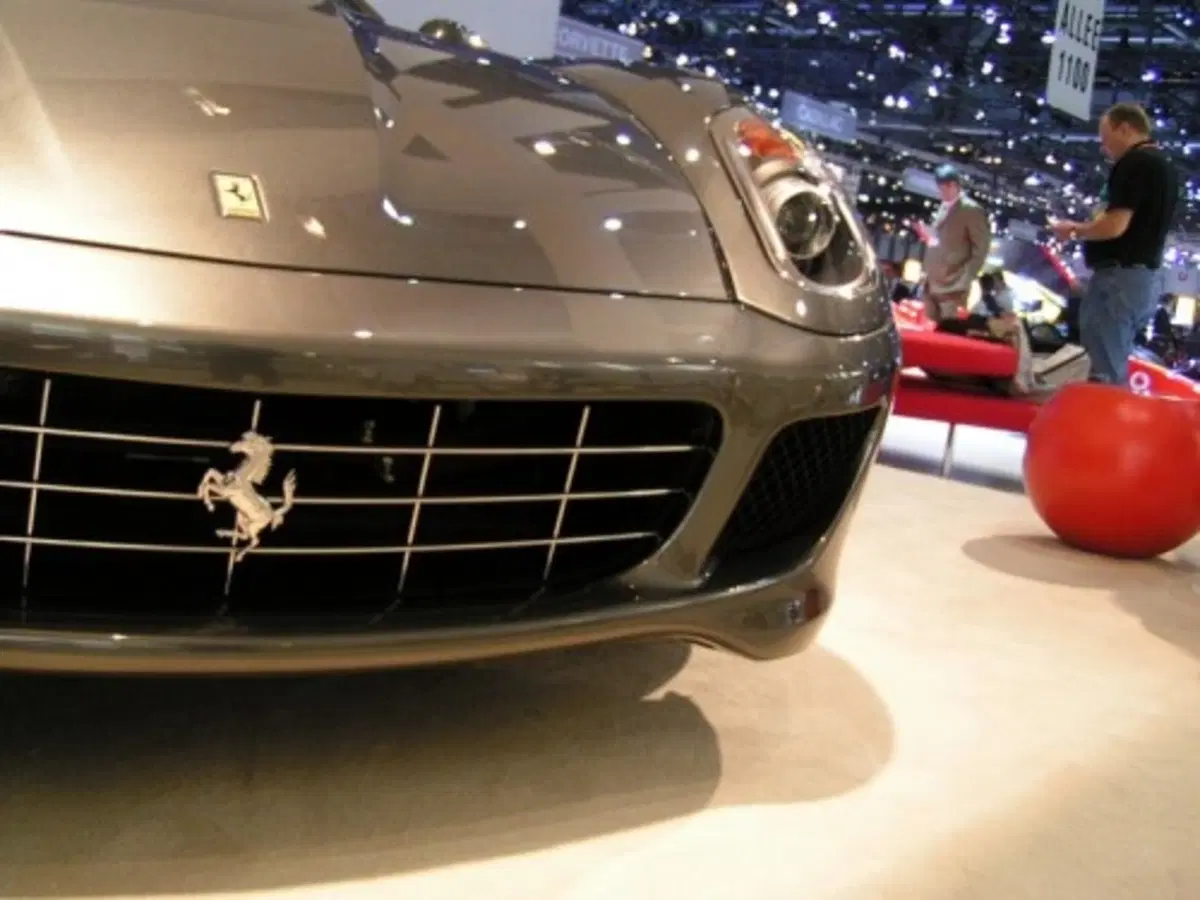 Salone di Ginevra 2006: photo-pack (49)
