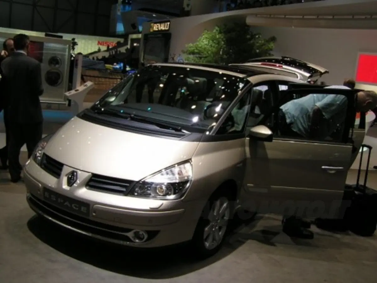 Salone di Ginevra 2006: photo-pack-2 (29)