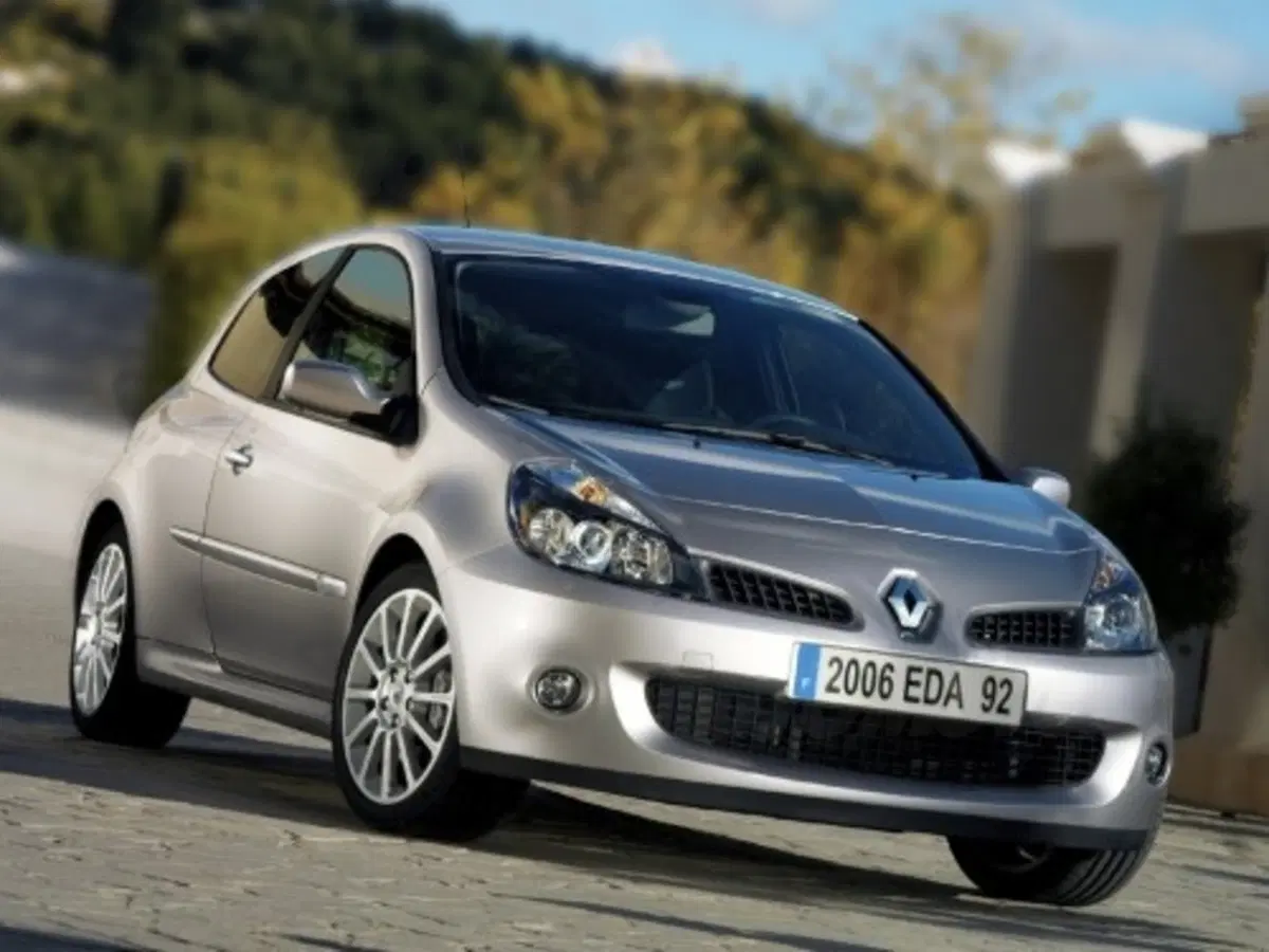 Renault nuova Clio RS (11)