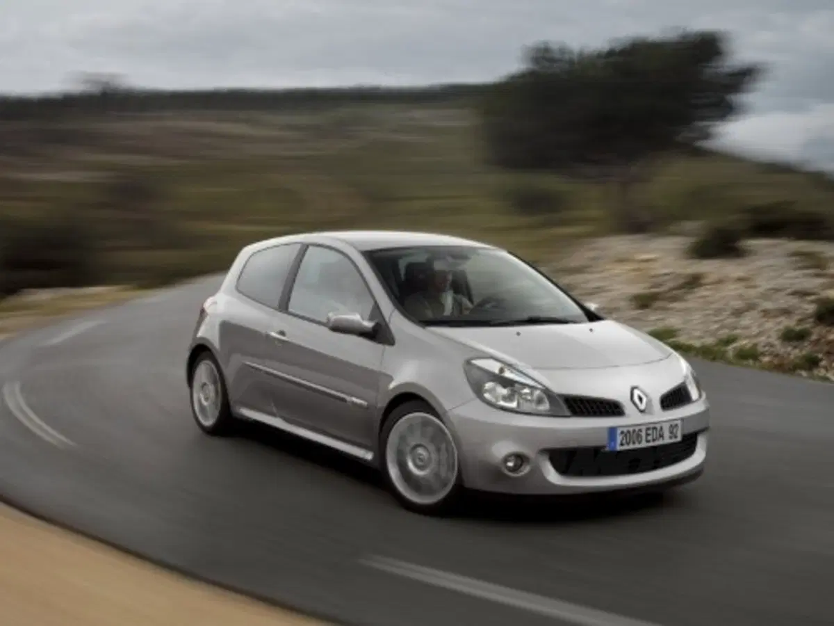 Renault nuova Clio RS (16)