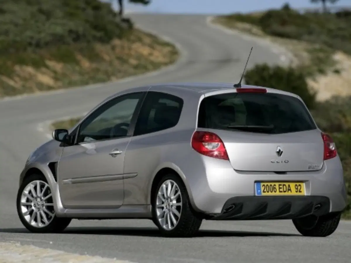 Renault nuova Clio RS (19)