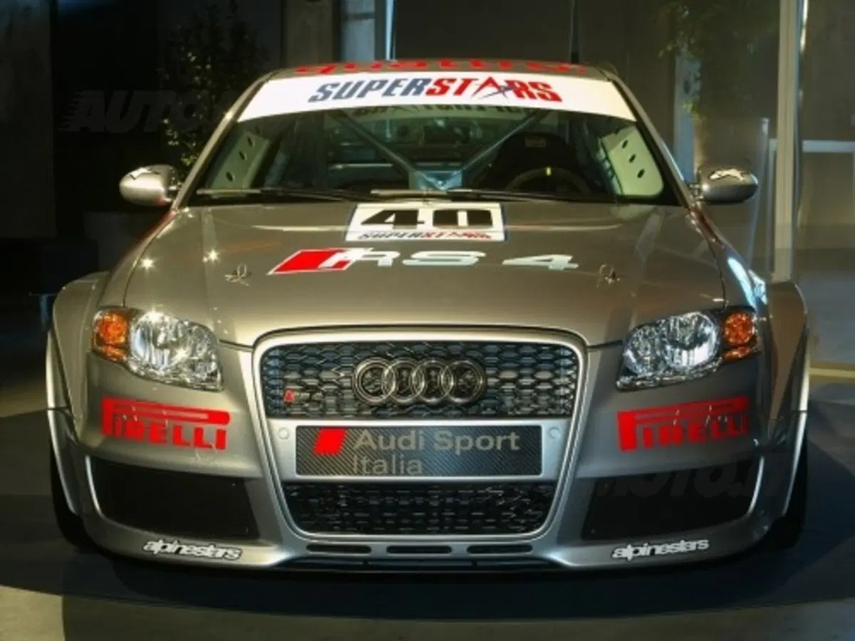 Audi RS4 Superstars