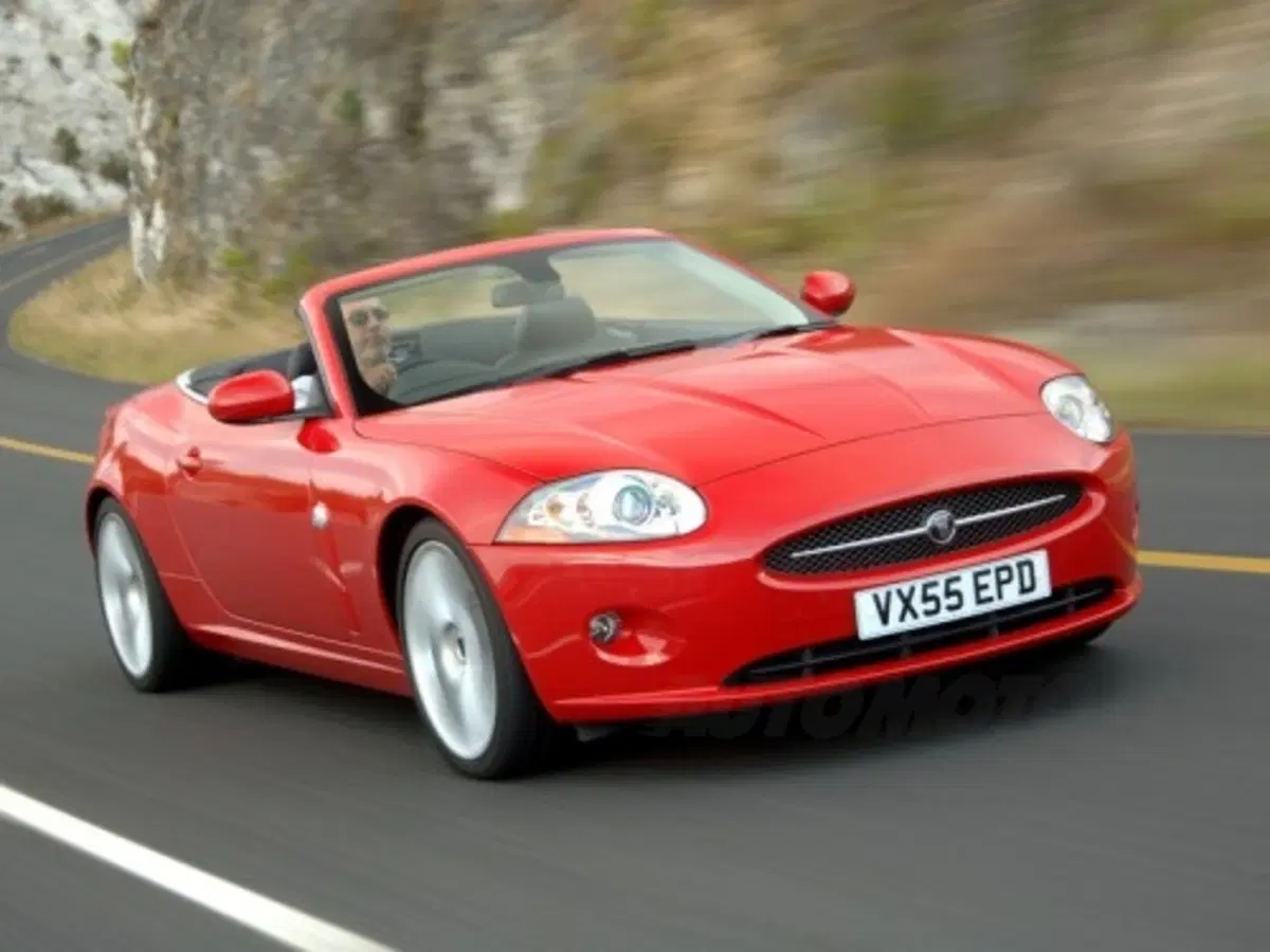 Jaguar XK (45)
