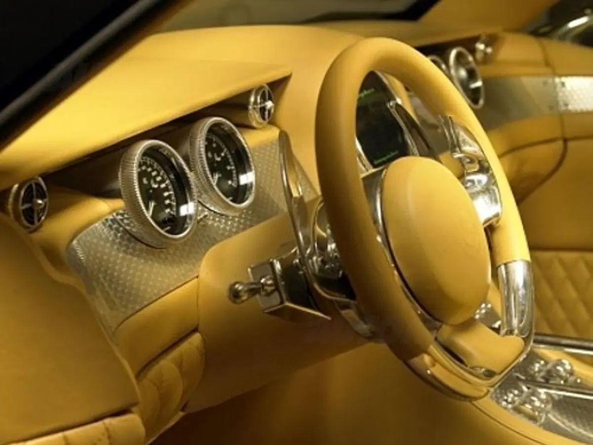 Spyker D12 Peking-to-Paris (3)