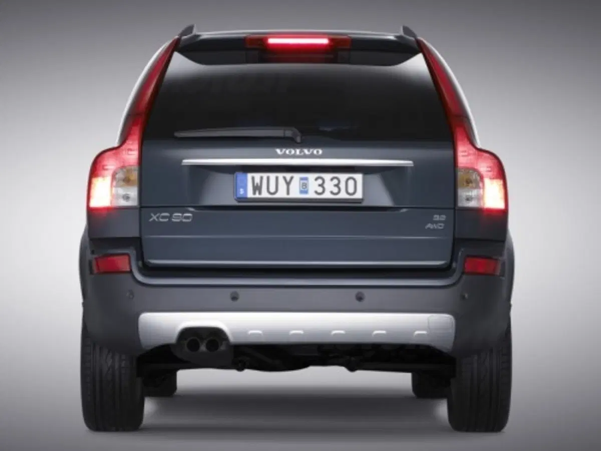 Volvo XC90 restyling (11)