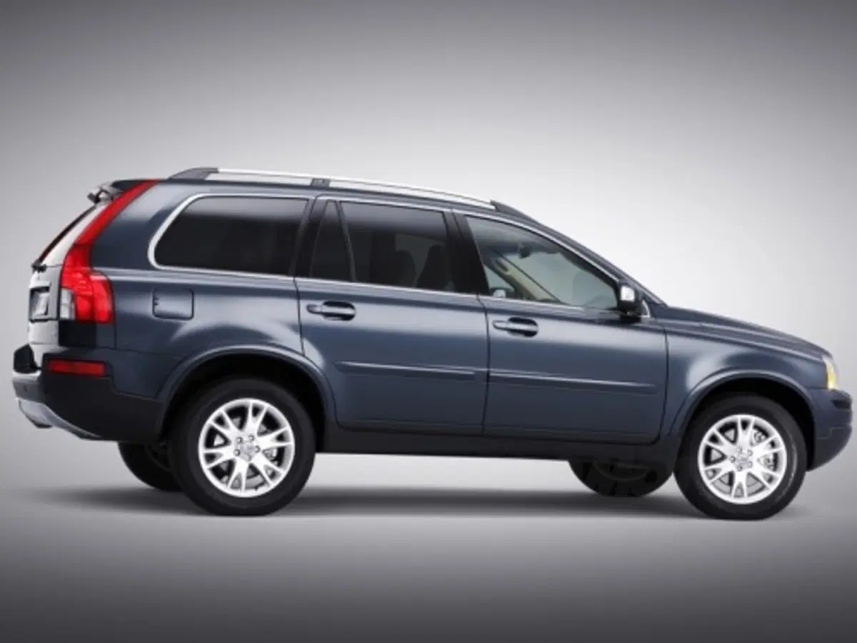 Volvo XC90 restyling (12)