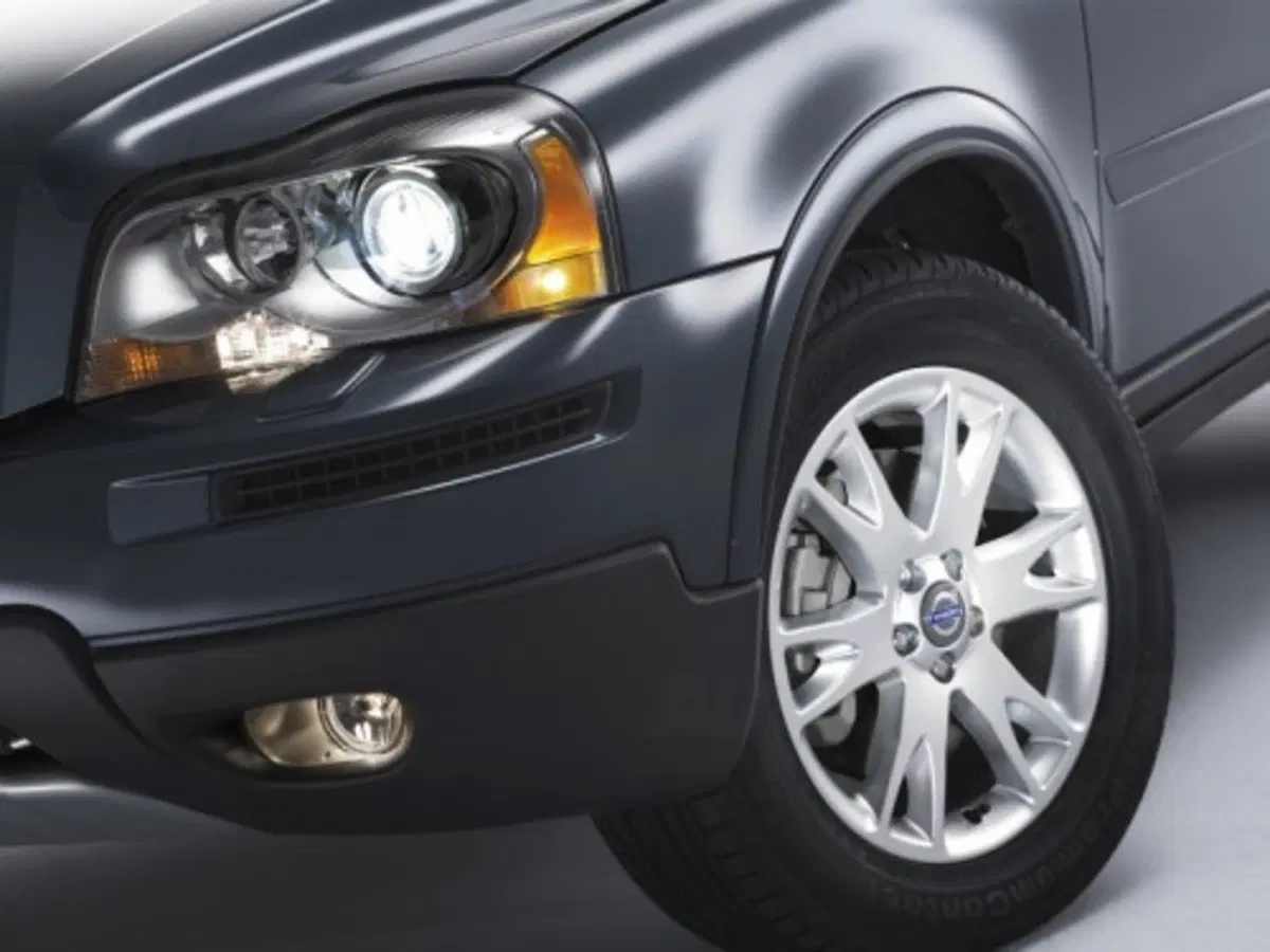 Volvo XC90 restyling (14)