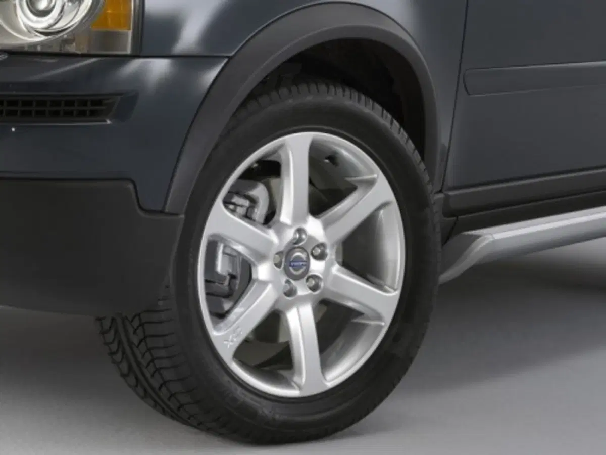 Volvo XC90 restyling (16)