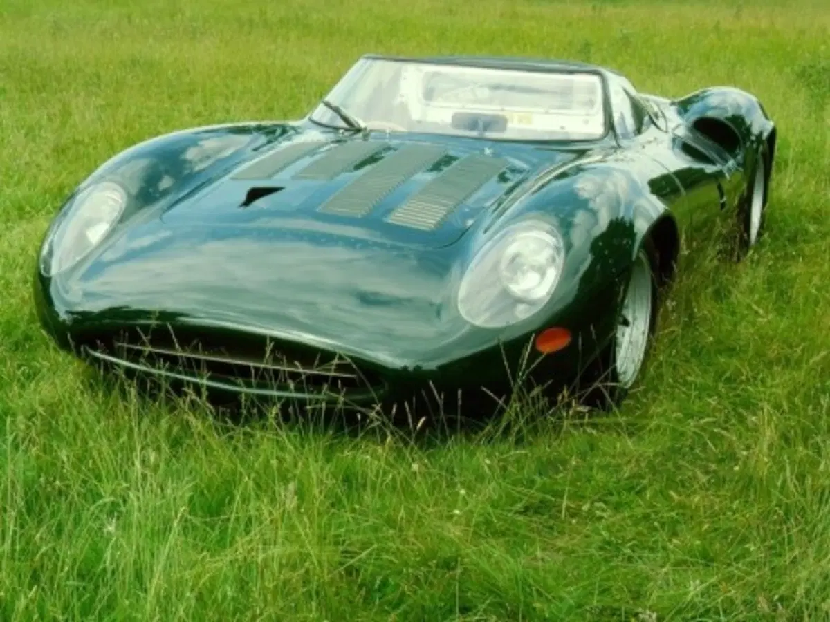 Jaguar: chiude il vecchio impianto di Coventry (26)