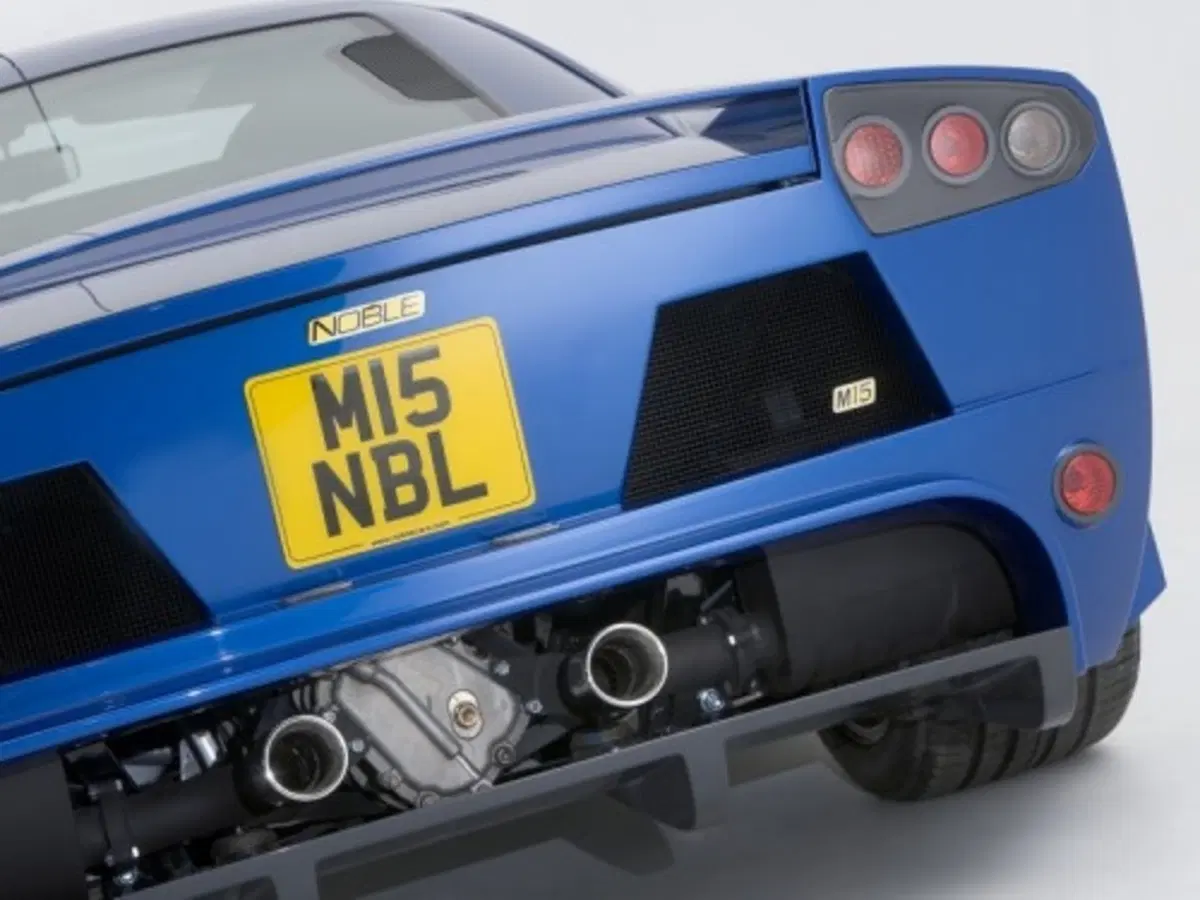 Noble M15