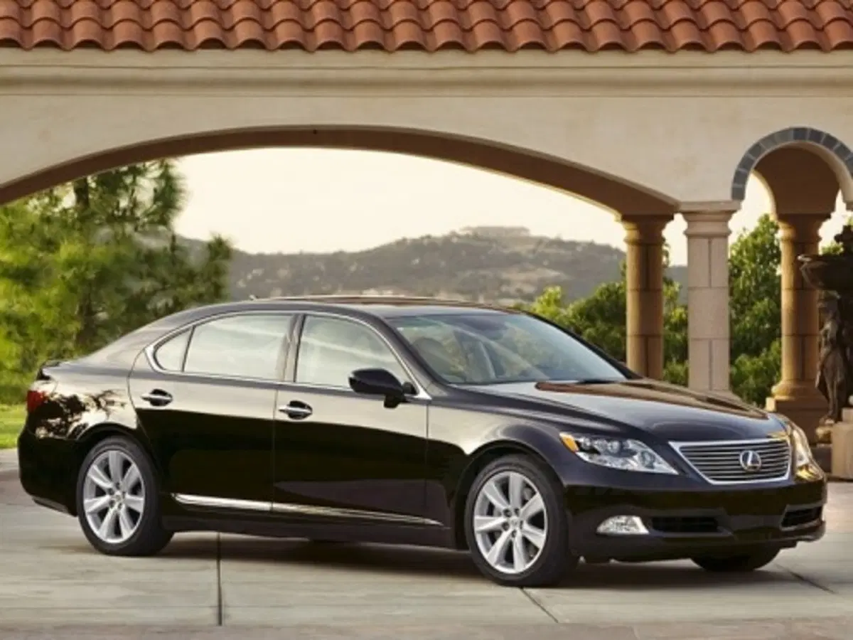 Lexus LS 600h