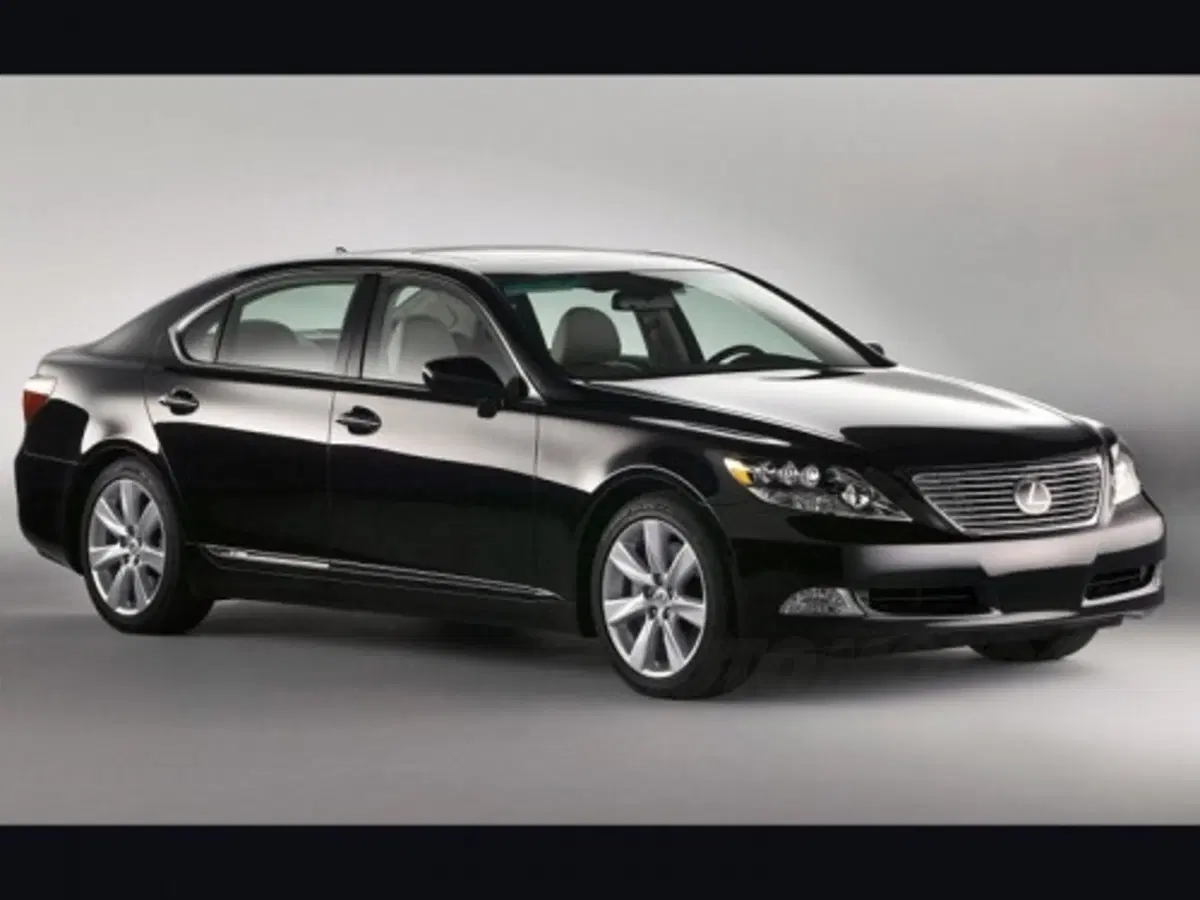Lexus LS 600h (2)